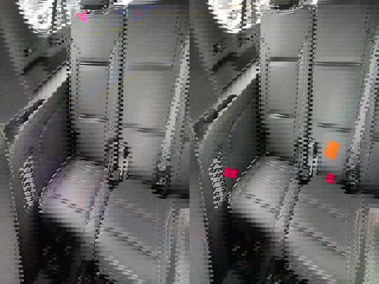 Used 2023 Chevrolet Suburban Premier image 21