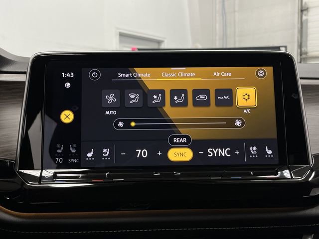 Used 2024 Volkswagen Atlas SEL image 21