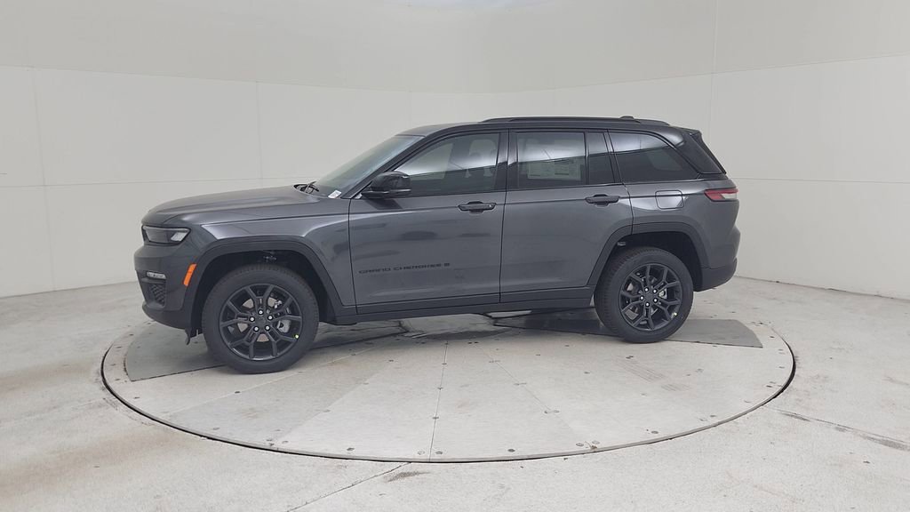 New 2025 Jeep Grand Cherokee Limited image 8
