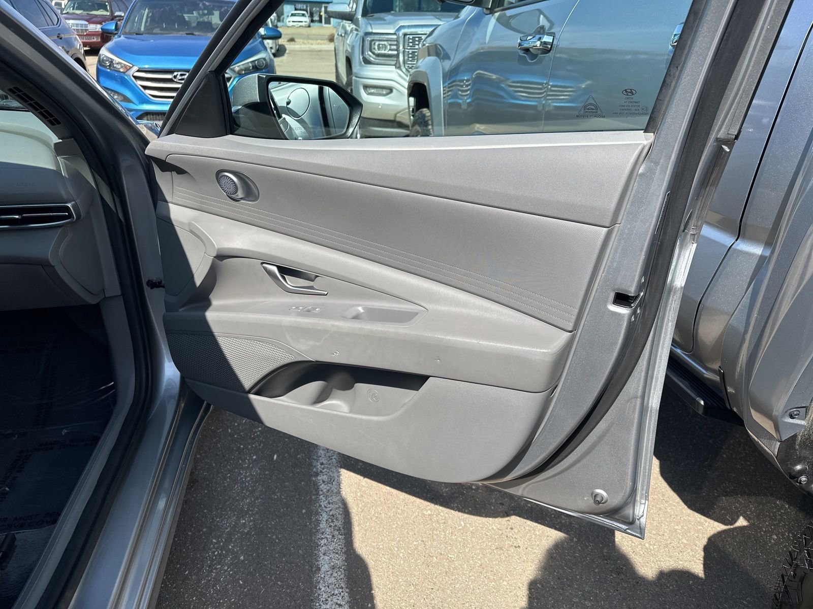 Used 2022 Hyundai Elantra SEL w/ Cargo Package image 33