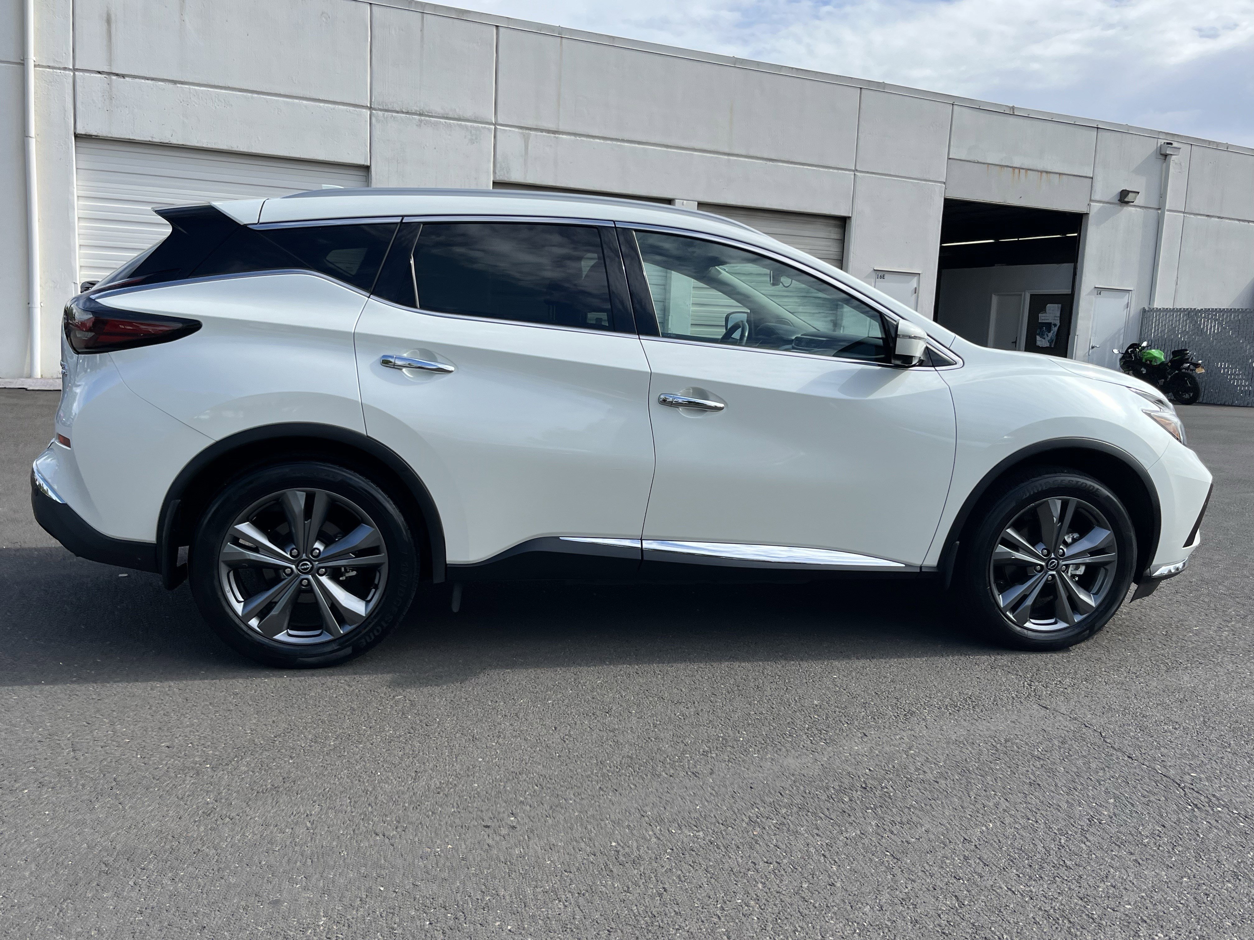 Used 2023 Nissan Murano Platinum w/ Cargo Package AWD/4WD image 6