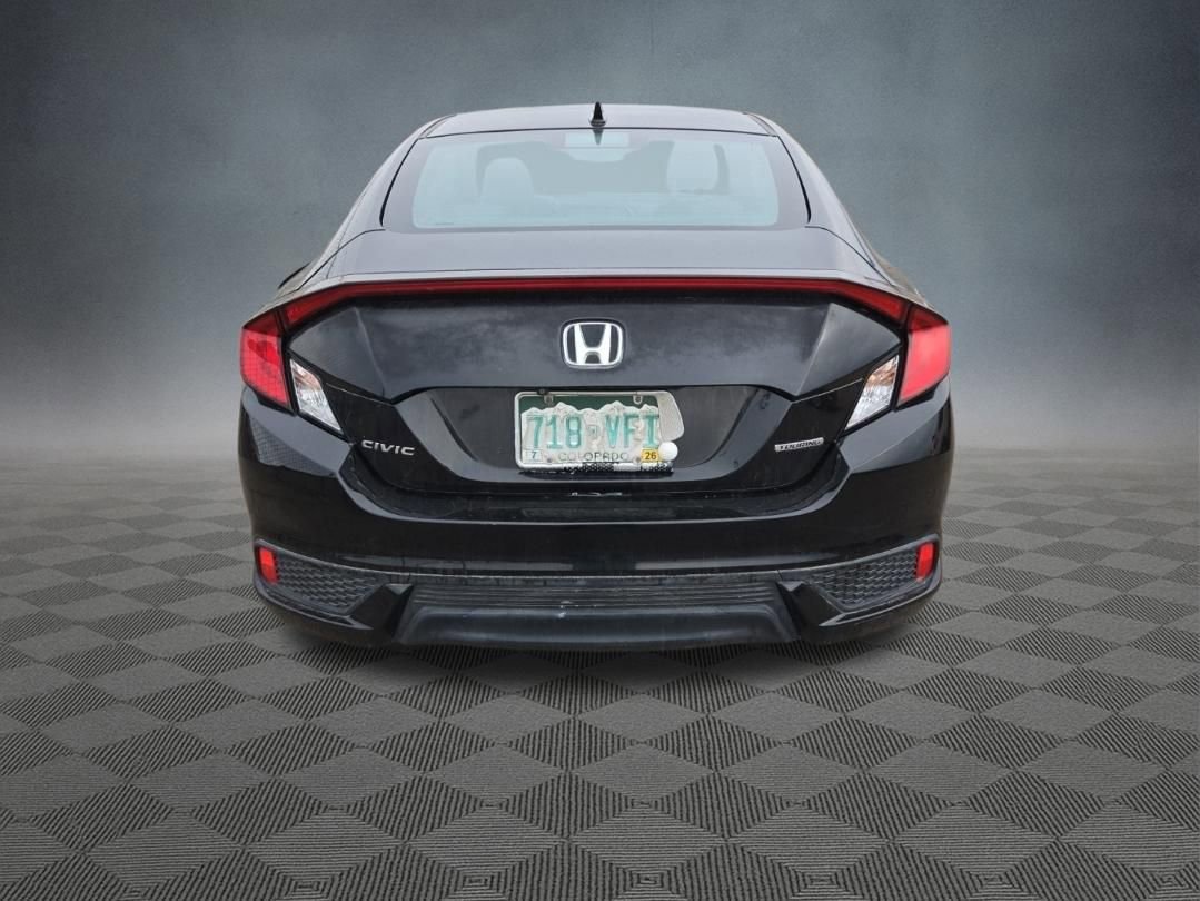 Used 2016 Honda Civic Touring image 4