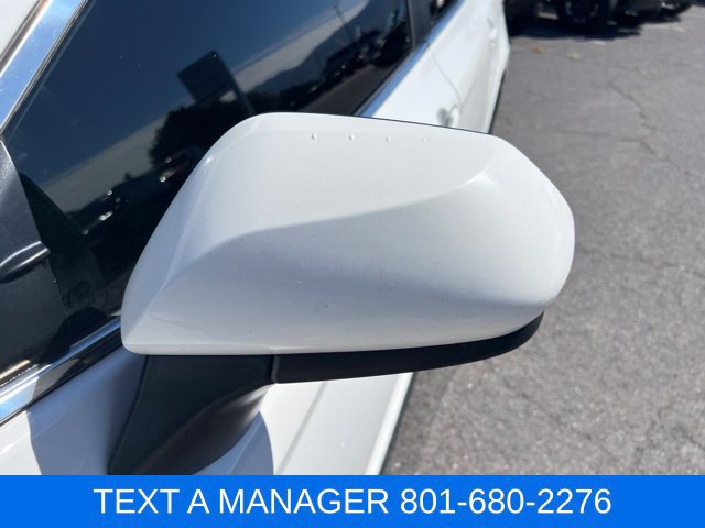 Used 2019 Toyota Camry SE FWD image 11
