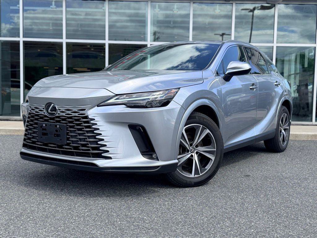 Used 2023 Lexus RX 350 Premium w/ Accessory Package (Z1) AWD/4WD image 2