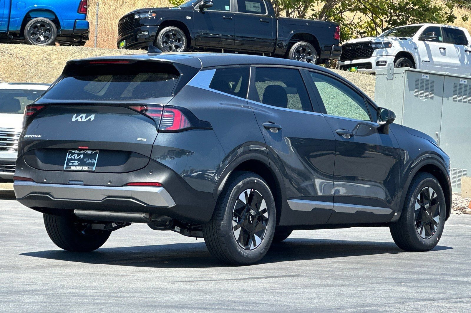 New 2026 Kia Sportage LX FWD image 4
