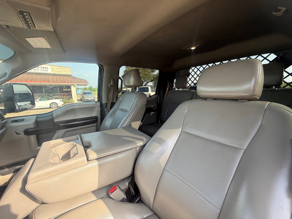Used 2017 Ford F350 4x4 Crew Cab DRW Super Duty image 18