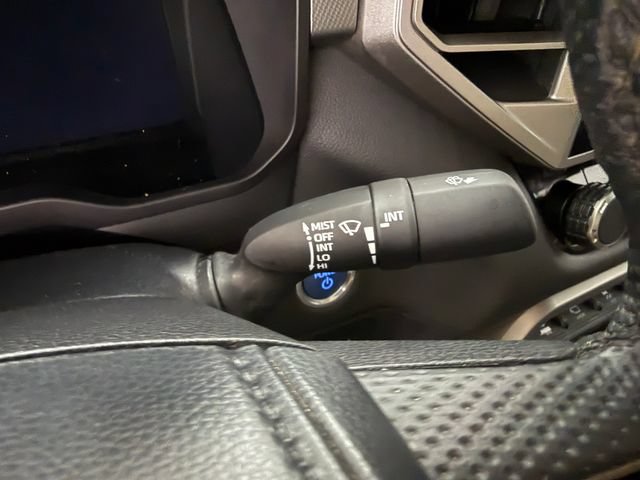Used 2024 Toyota Tundra Limited AWD/4WD image 12