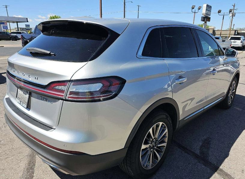 Used 2019 Lincoln Nautilus Select w/ Interior Protection Package AWD/4WD image 5