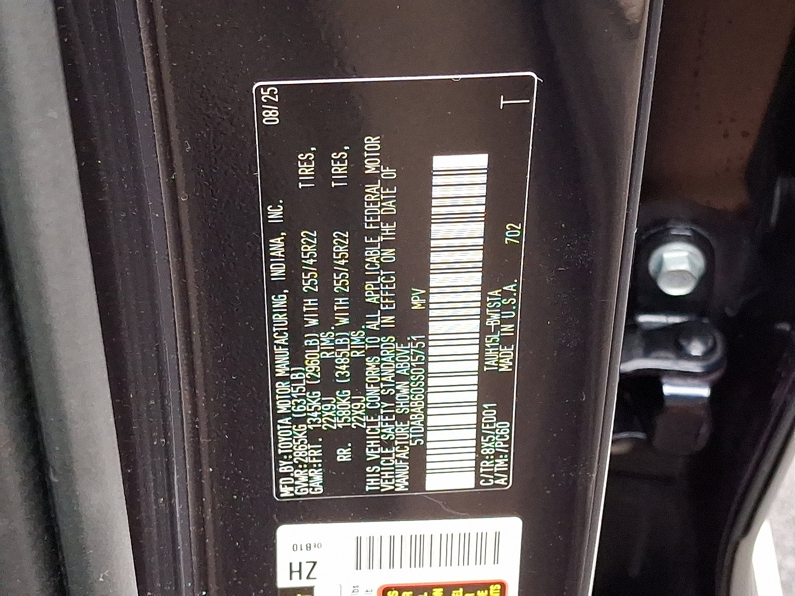 New 2025 Lexus TX 500h AWD image 17