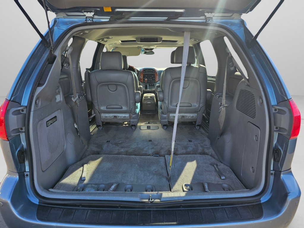 Used 2007 Toyota Sienna XLE Limited AWD/4WD image 15