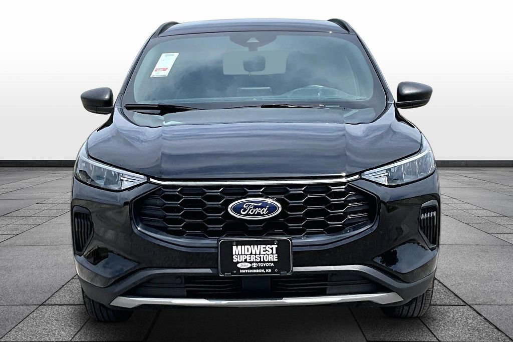 Used 2025 Ford Escape ST-Line AWD/4WD image 3