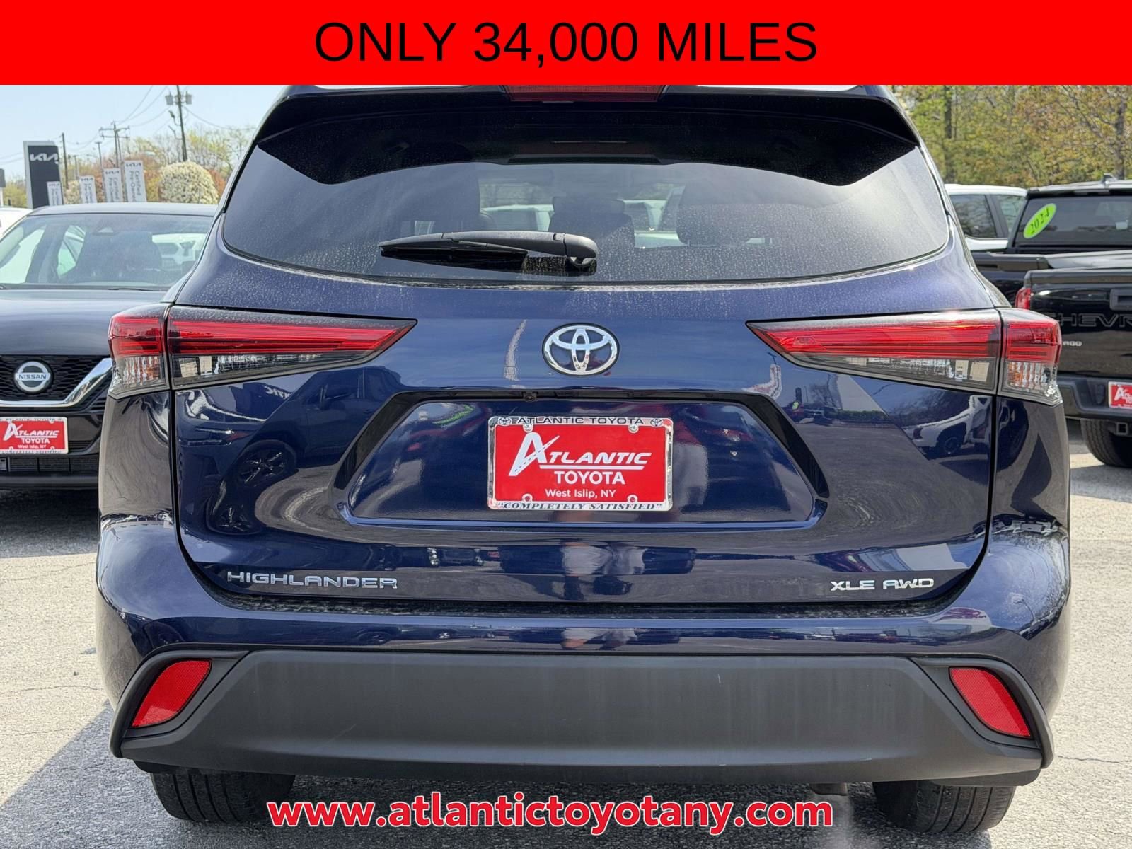 Used 2021 Toyota Highlander XLE AWD/4WD image 35