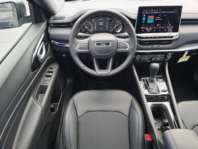 New 2026 Jeep Compass Latitude AWD/4WD image 4