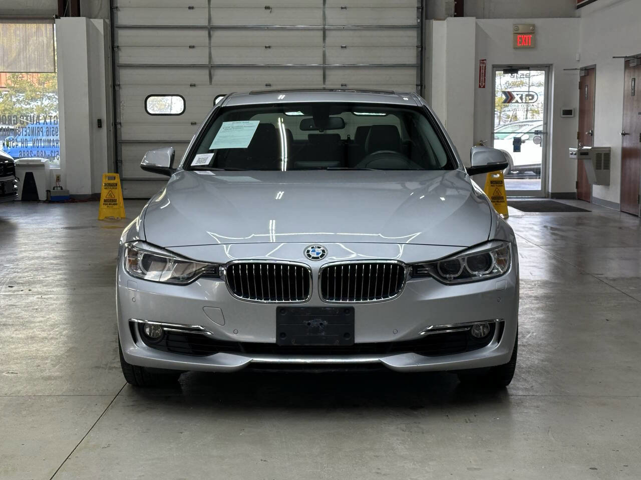 Used 2015 BMW 328i xDrive Sedan AWD/4WD image 6
