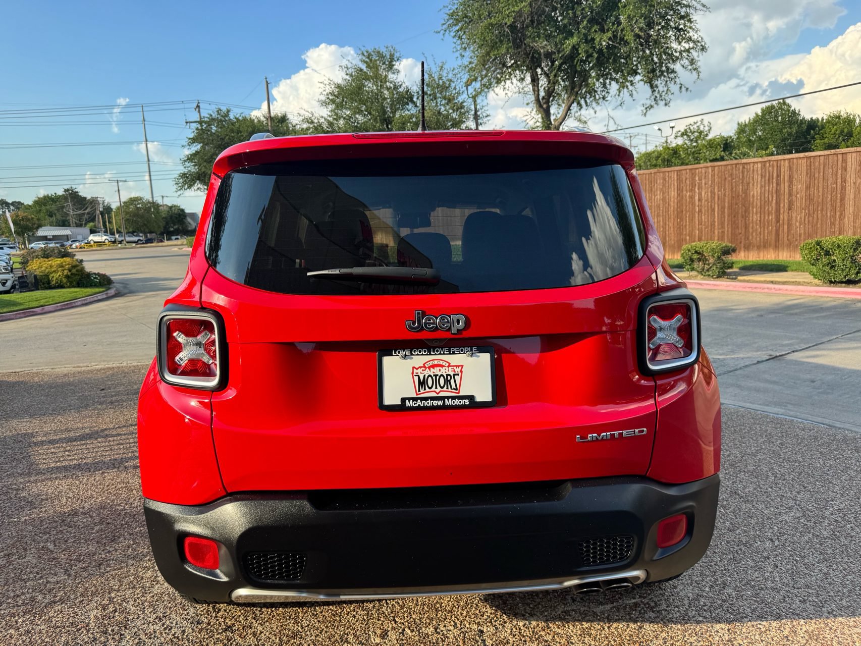 Used 2016 Jeep Renegade Limited FWD image 7