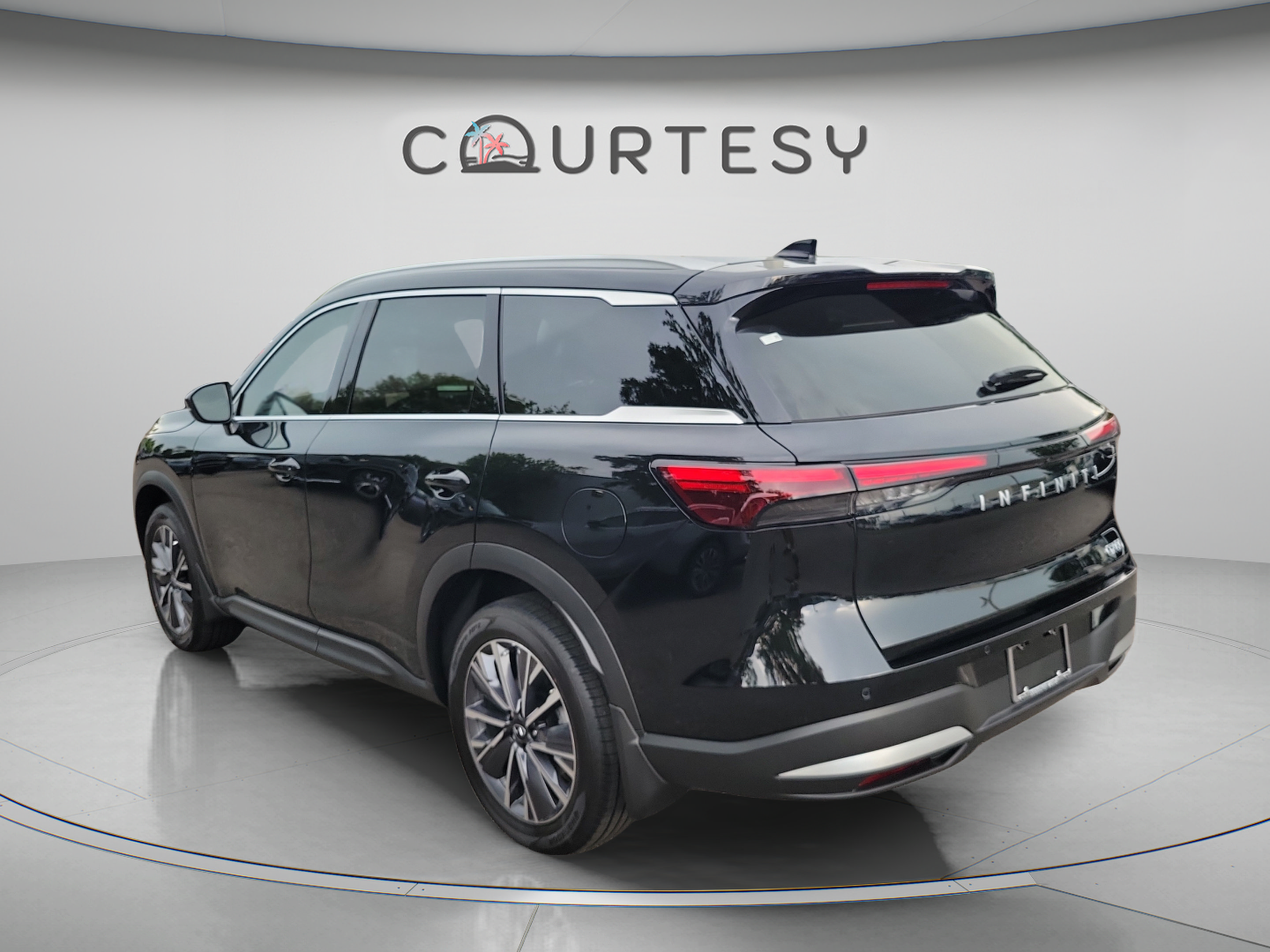 New 2027 INFINITI QX60 Luxe w/ Cargo Package FWD image 2