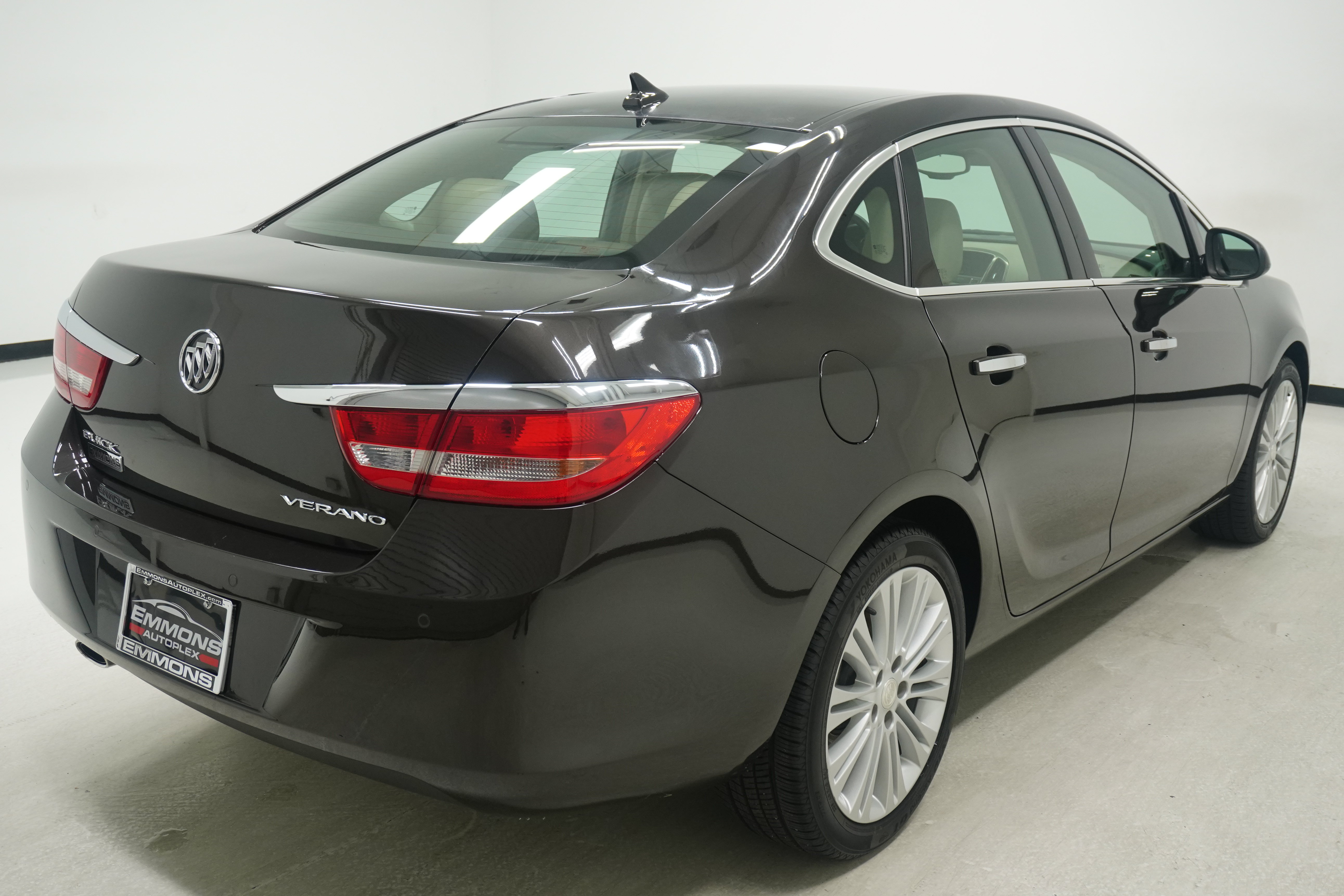 Used 2013 Buick Verano Convenience FWD image 4