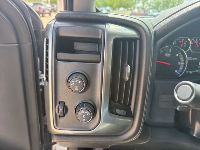 Used 2018 Chevrolet Silverado 1500 LTZ AWD/4WD image 28