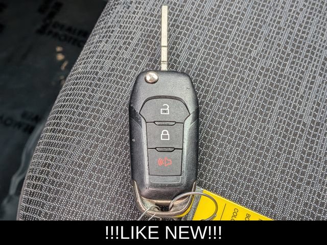 Used 2025 Ford Maverick XL w/ Equipment Group 102A AWD/4WD image 34