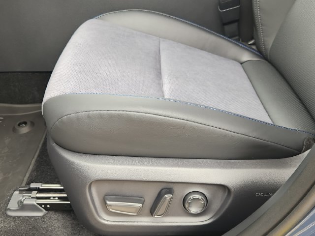 New 2026 Toyota RAV4 XSE AWD/4WD image 18