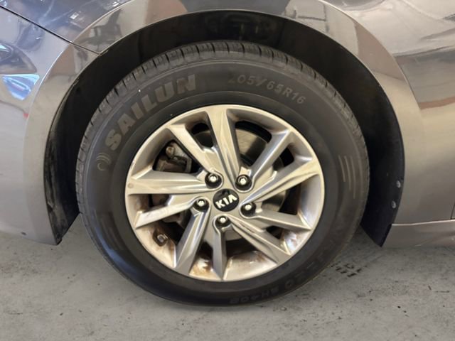 Used 2019 Kia Optima LX image 14