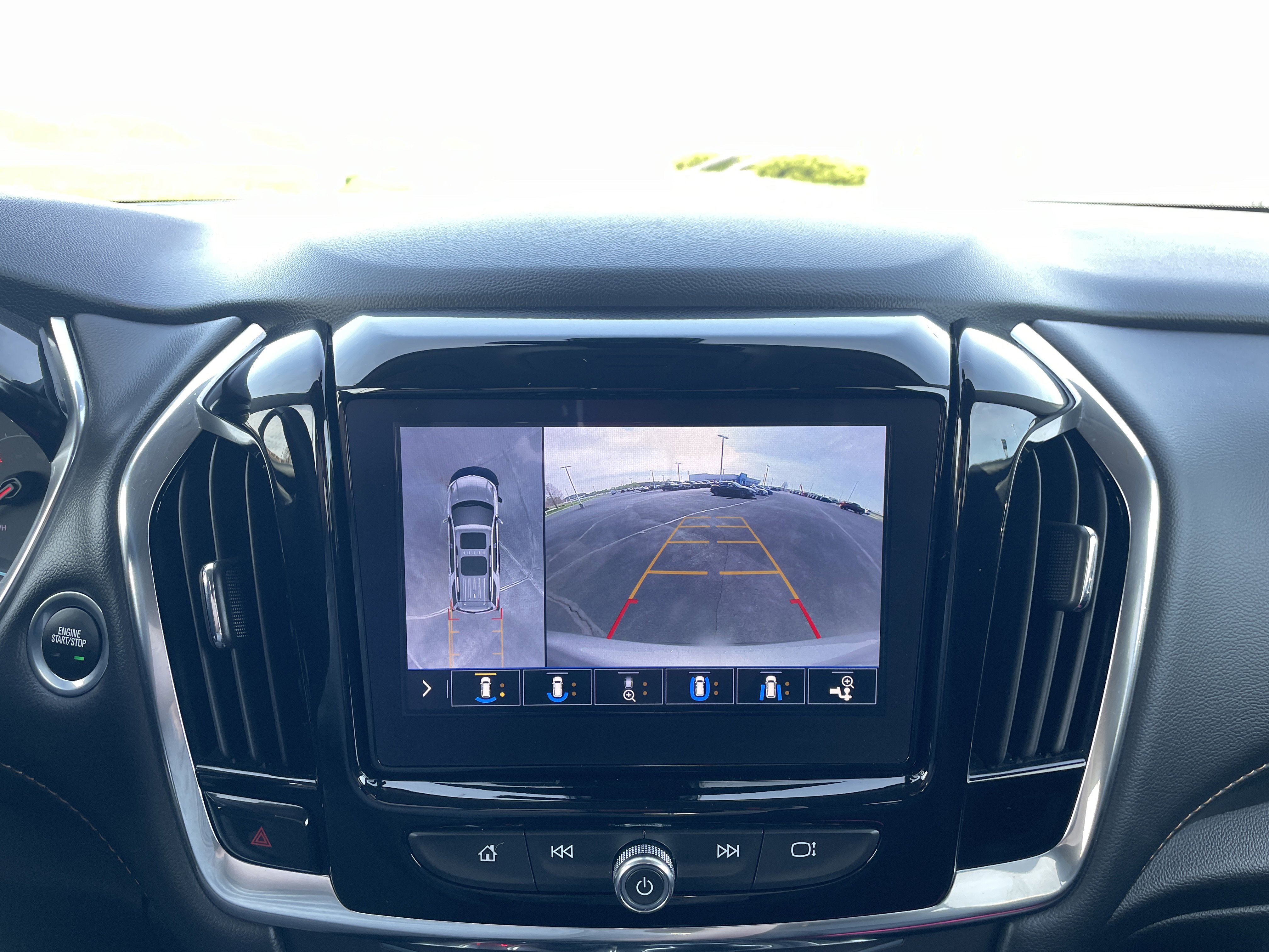 Certified 2021 Chevrolet Traverse RS AWD/4WD image 14