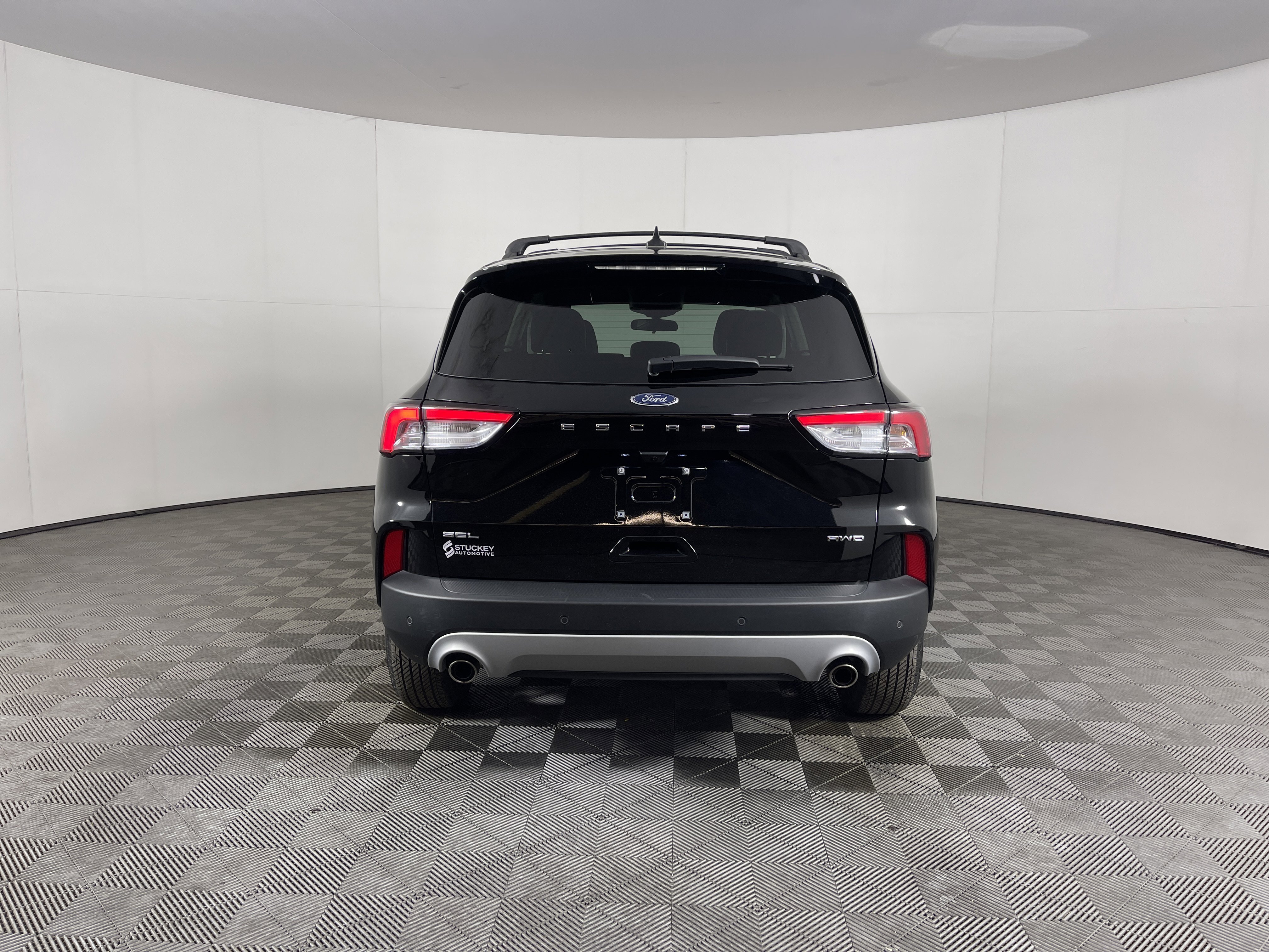 Used 2022 Ford Escape SEL image 4