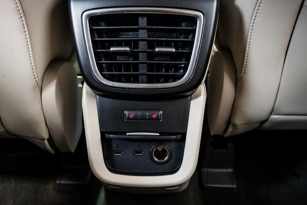 Used 2019 Lincoln Nautilus Select image 10