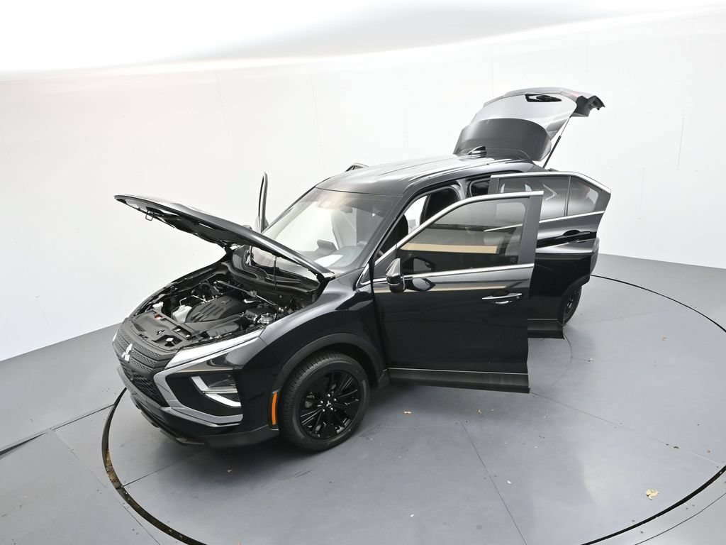 Used 2022 Mitsubishi Eclipse Cross LE AWD/4WD image 34