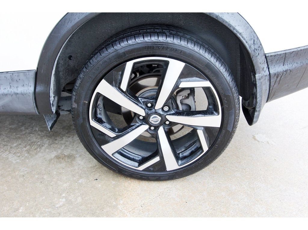 Used 2020 Nissan Rogue Sport SL w/ Premium Package FWD image 10