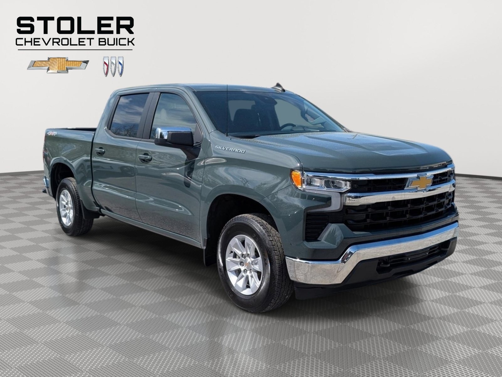 Used 2025 Chevrolet Silverado 1500 LT AWD/4WD image 7