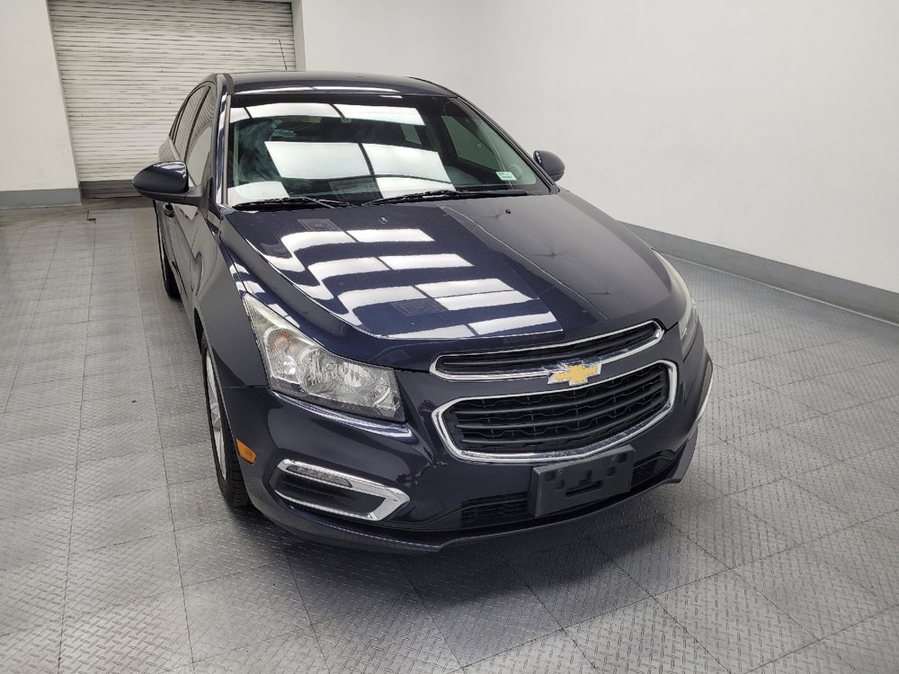 Used 2015 Chevrolet Cruze LT FWD image 14