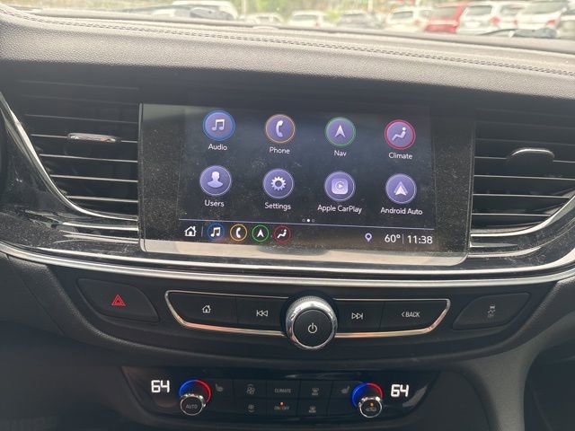 Used 2018 Buick Regal Essence w/ Driver Confidence Package #1 AWD/4WD image 12