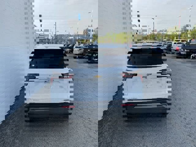 Used 2025 Chevrolet Equinox LT image 7