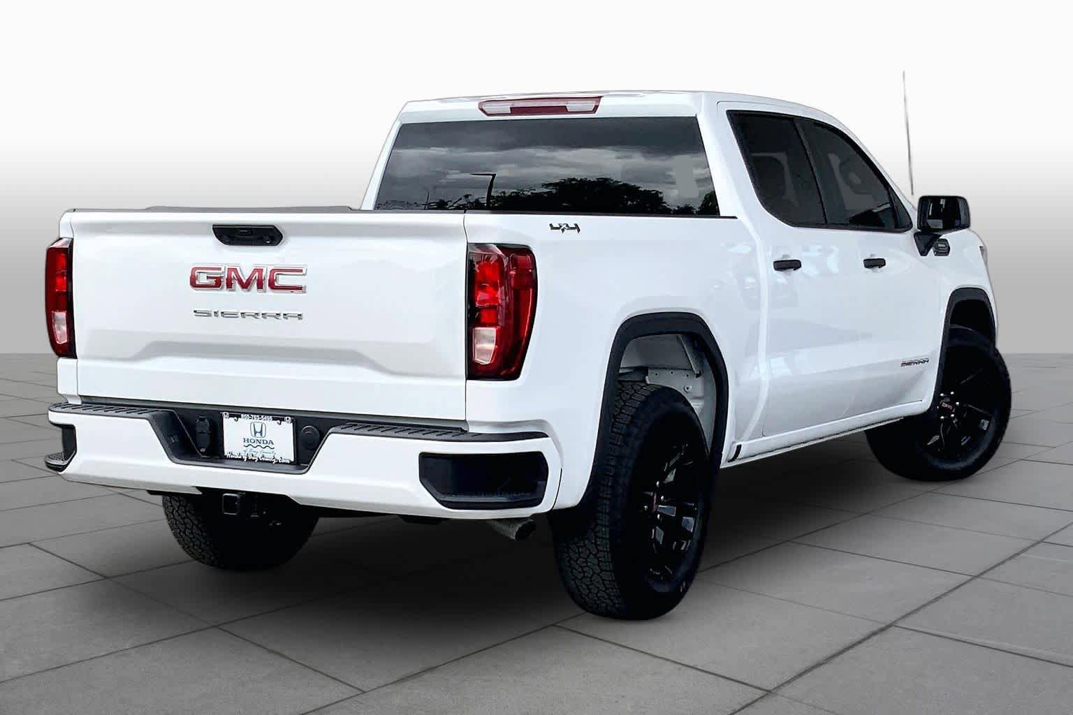 Used 2026 GMC Sierra 1500 Pro w/ Graphite Edition AWD/4WD image 13