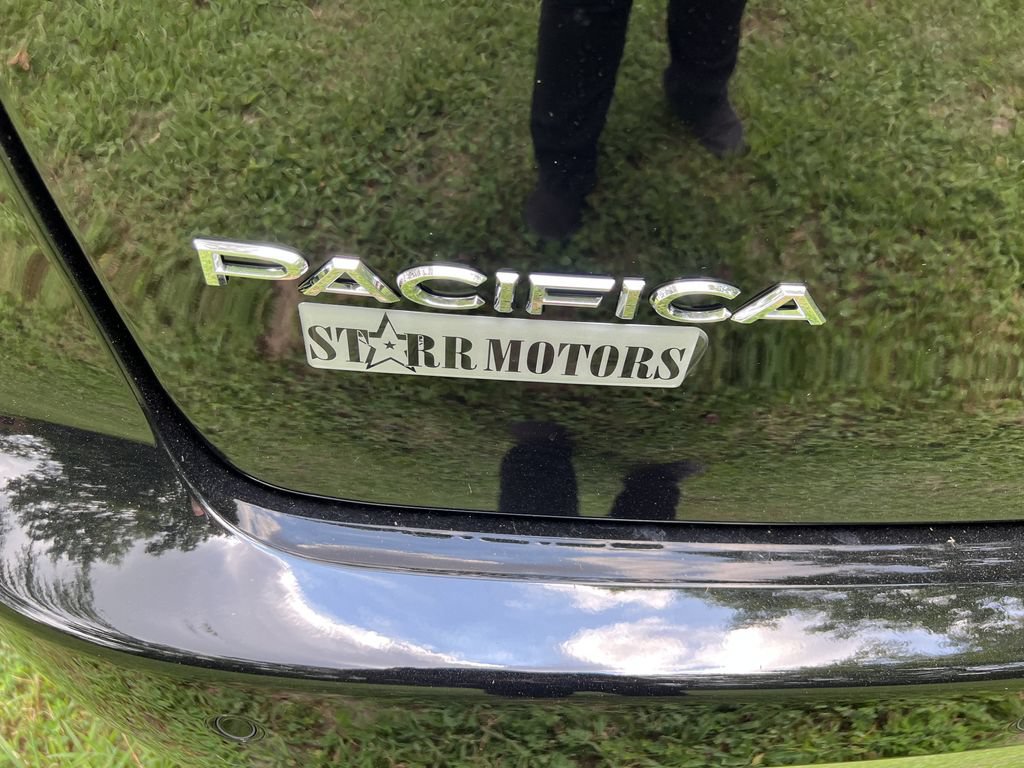 New 2026 Chrysler Pacifica Select FWD image 9