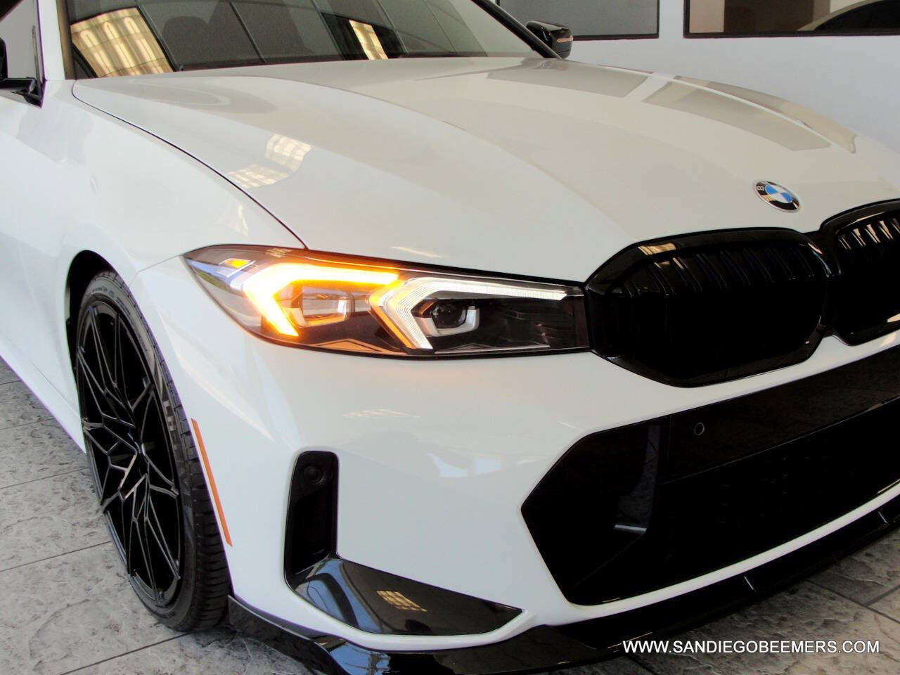 Used 2023 BMW 330i Sedan w/ M Sport Package RWD image 61