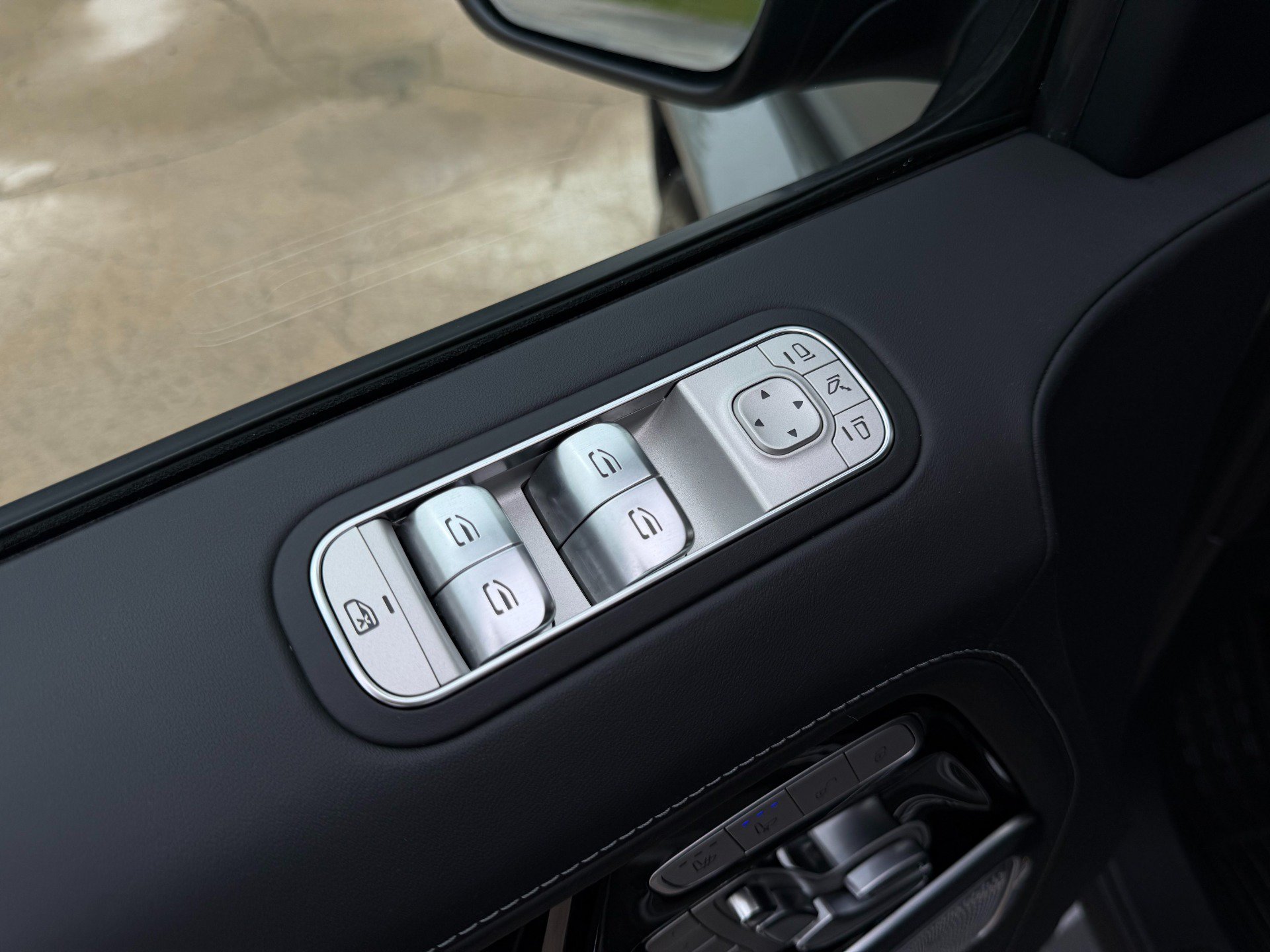 Used 2025 Mercedes-Benz G 63 AMG 4MATIC image 77
