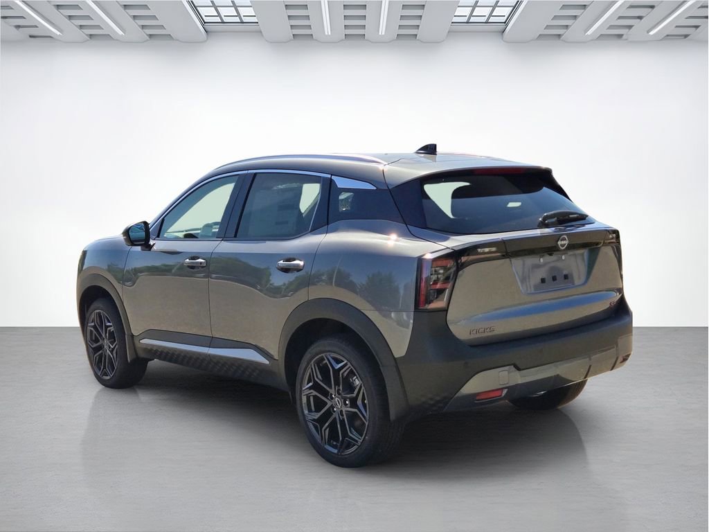 New 2026 Nissan Kicks SR FWD image 6
