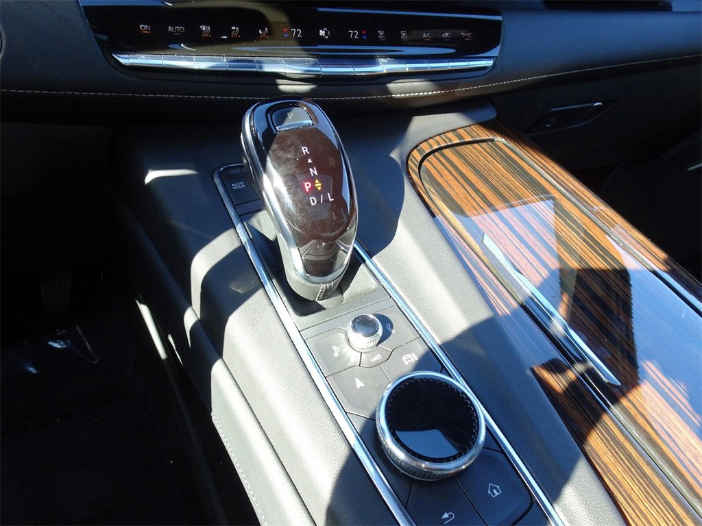 Certified 2023 Cadillac Escalade ESV Premium Luxury w/ LPO, Radiant Package image 17