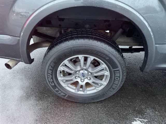 Used 2020 Ford F150 Lariat image 29