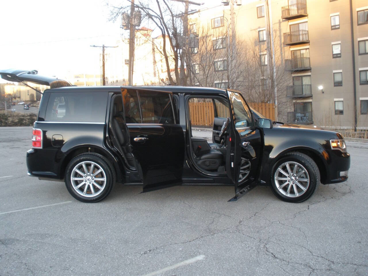Used 2019 Ford Flex Limited image 23