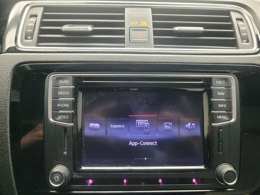 Used 2016 Volkswagen Jetta Sport w/ Lighting Package FWD image 25