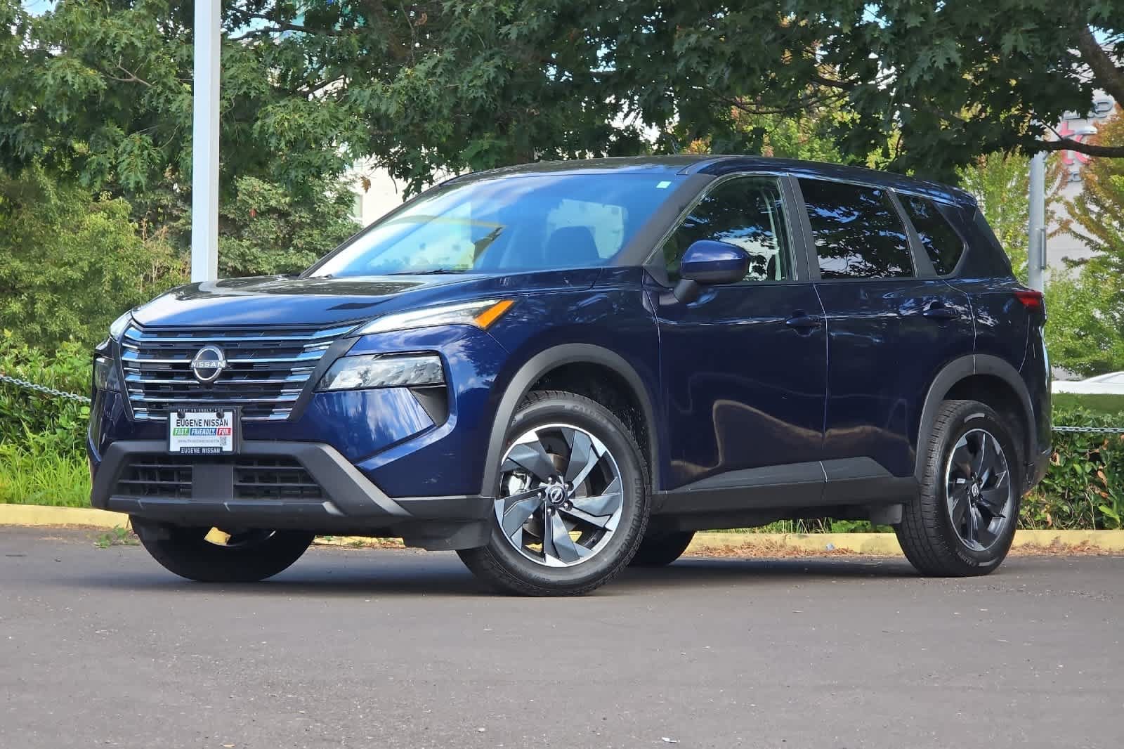 Used 2025 Nissan Rogue SV AWD/4WD video 1