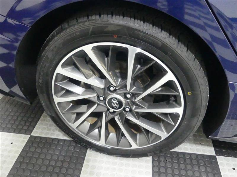 Used 2020 Hyundai Sonata Limited w/ Cargo Package FWD image 17