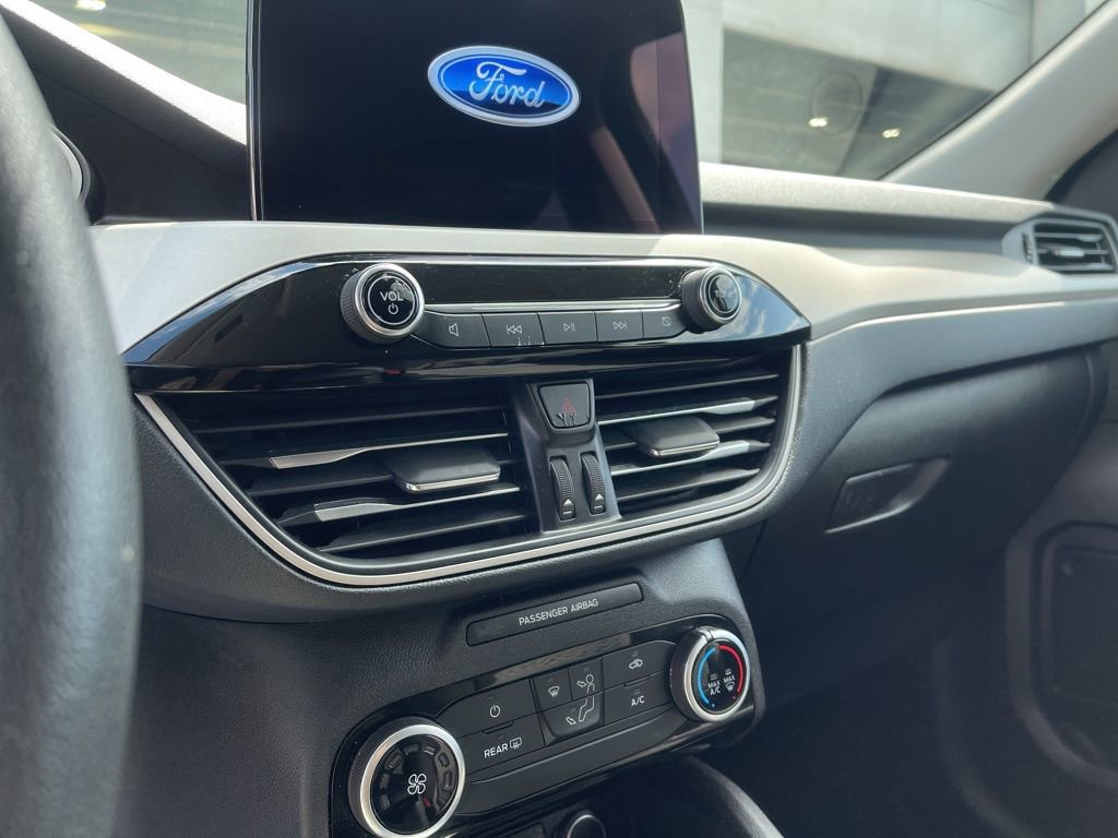Used 2021 Ford Escape SE AWD/4WD image 16