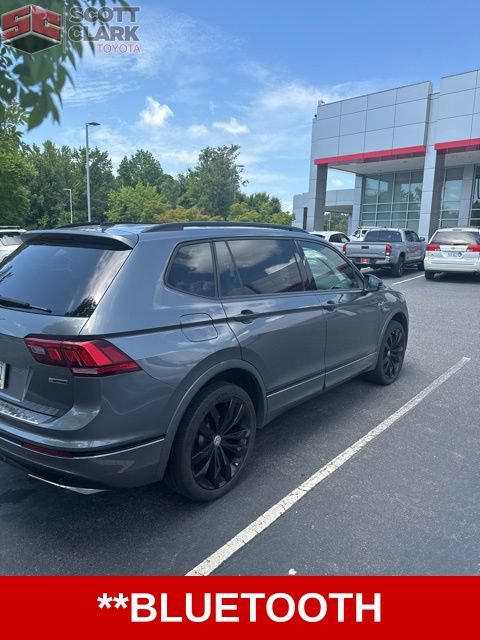 Used 2020 Volkswagen Tiguan SE R-Line AWD/4WD image 7