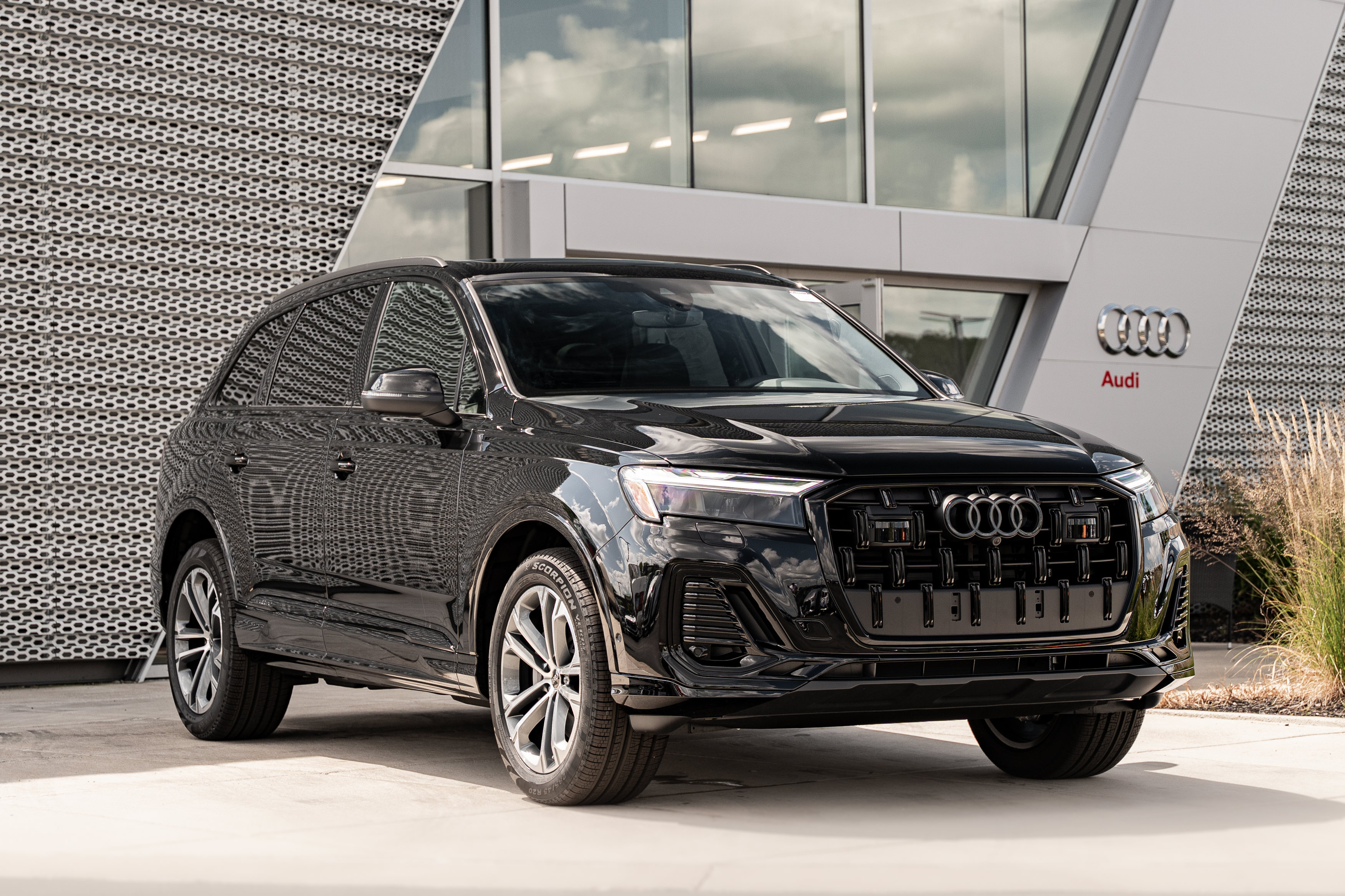 New 2026 Audi Q7 2.0T Premium