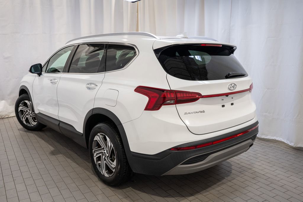 Used 2023 Hyundai Santa Fe SEL image 3
