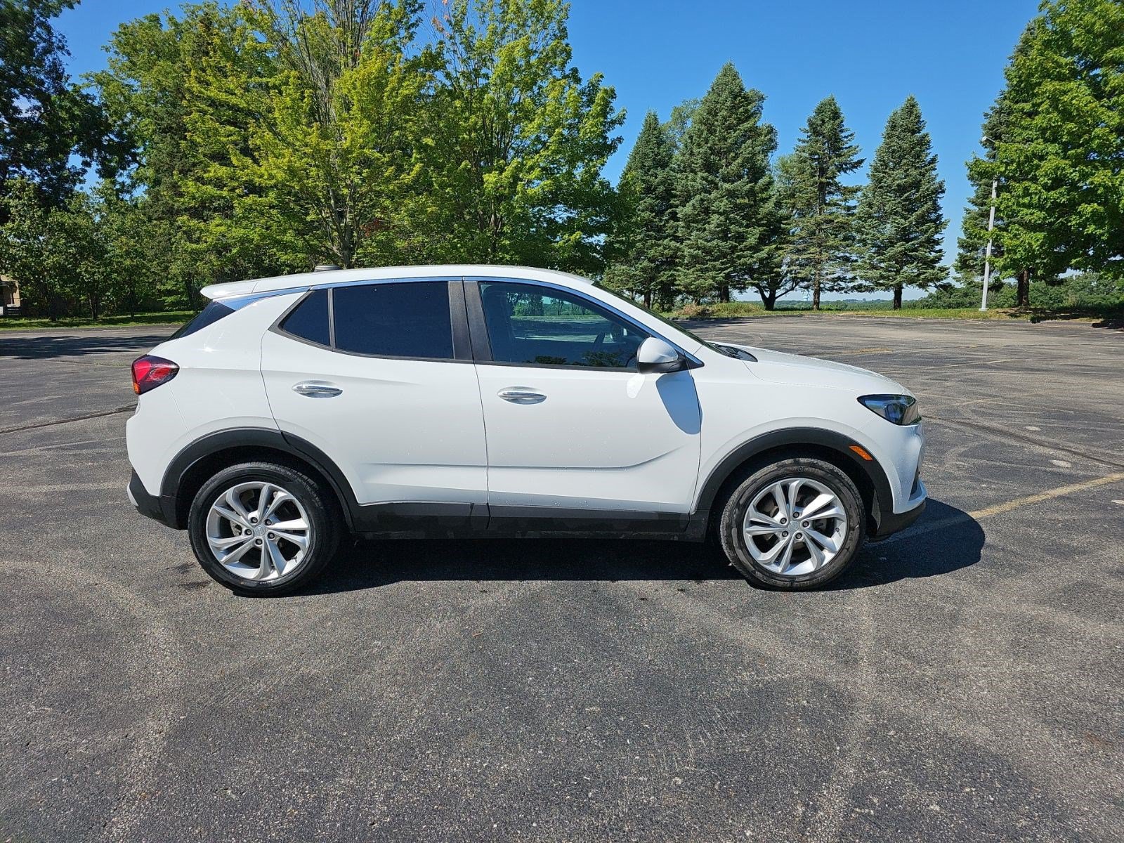 Used 2021 Buick Encore GX Preferred w/ Cold Weather Comfort Package FWD image 7